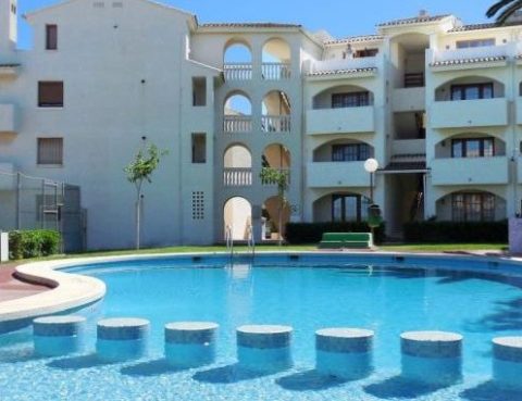 Piscina-Apartamento-652x381